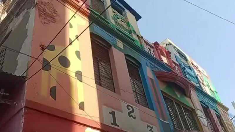 Delhi Teacher Attacks Class 5 Girl With Scissors, Throws Her Off Balcony
